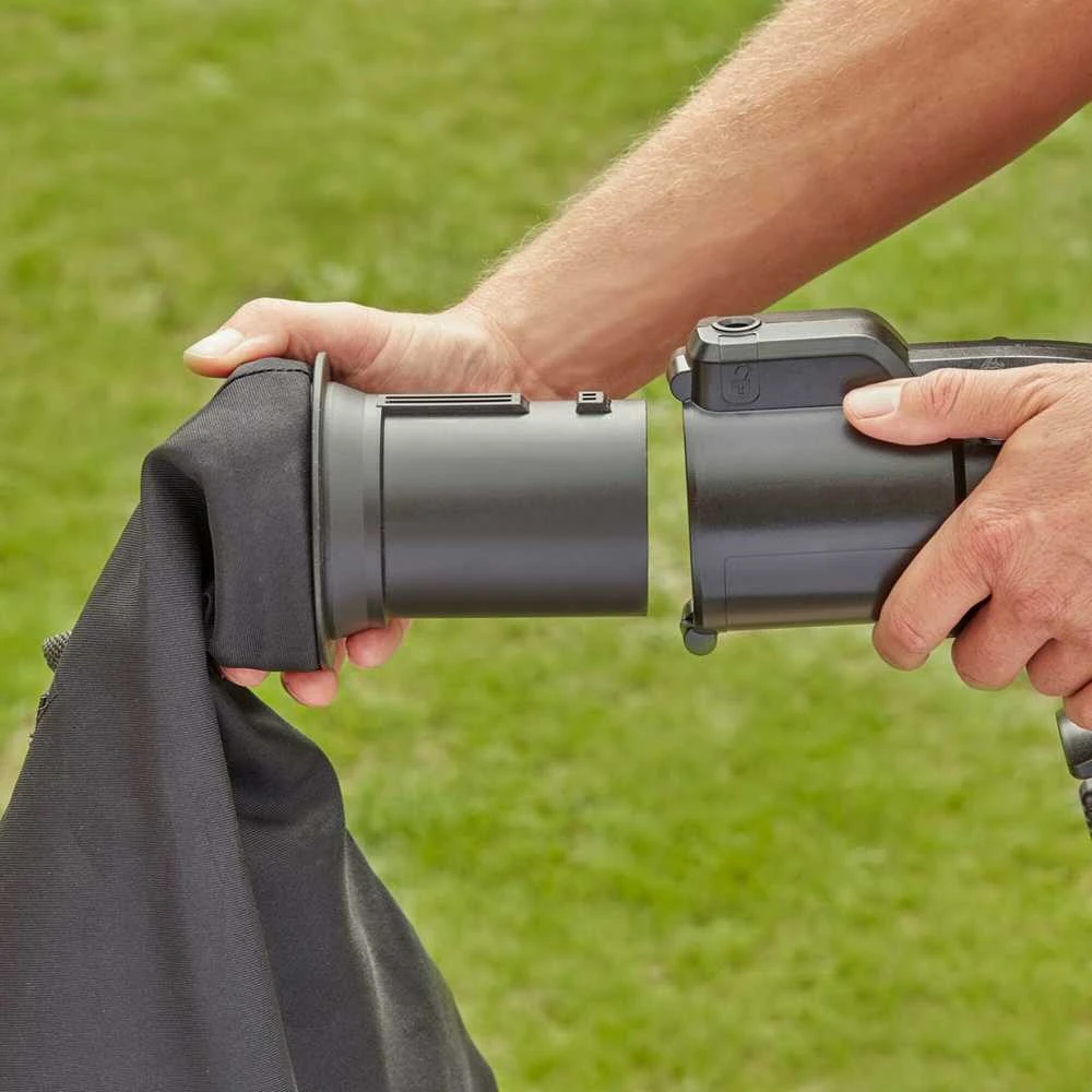 Lapų siurblys-pūstuvas Black & Decker BEBLV260