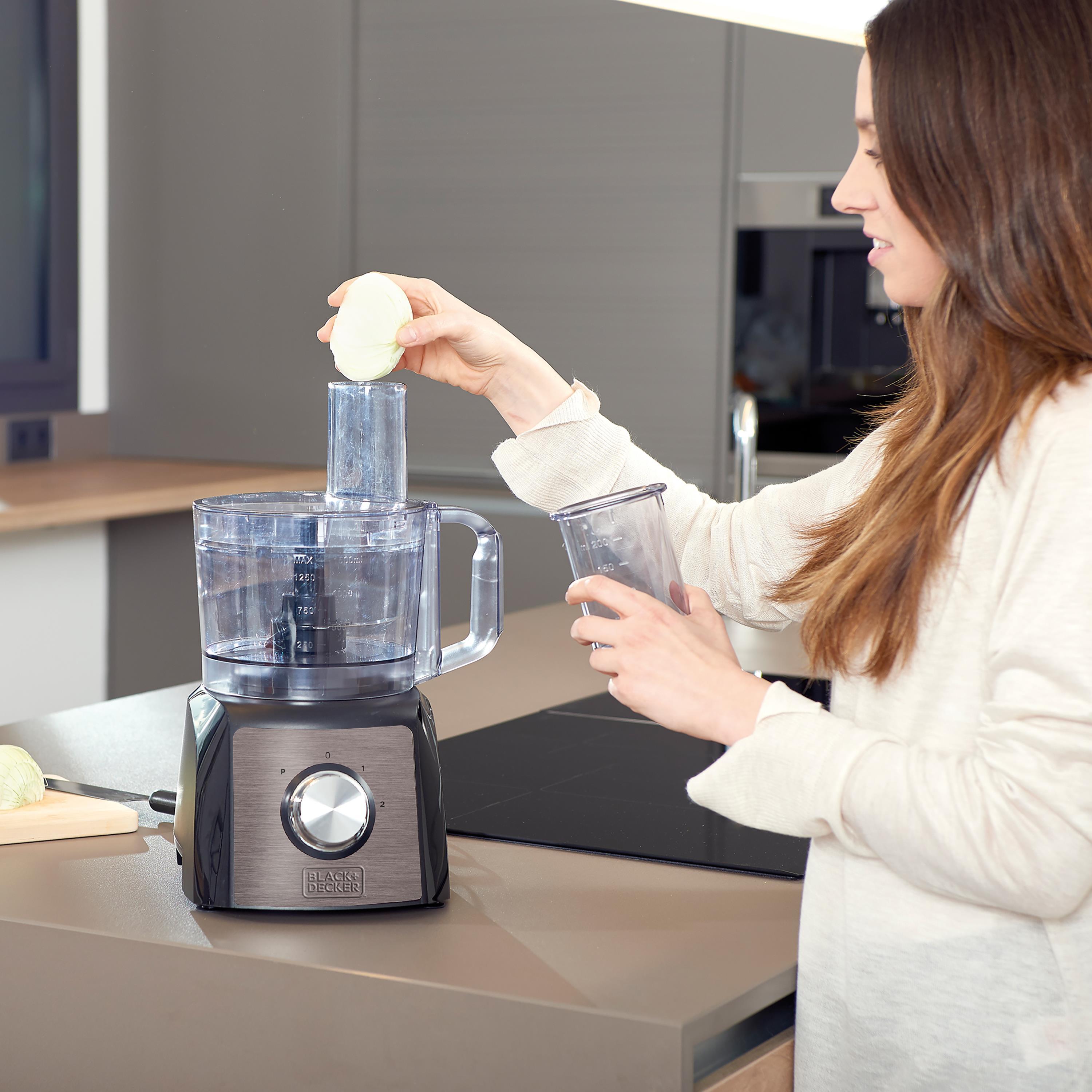 Virtuvinis kombainas Black & Decker juodas+decker Food processor Juodas & Decker BXFPA1200E (1200W)