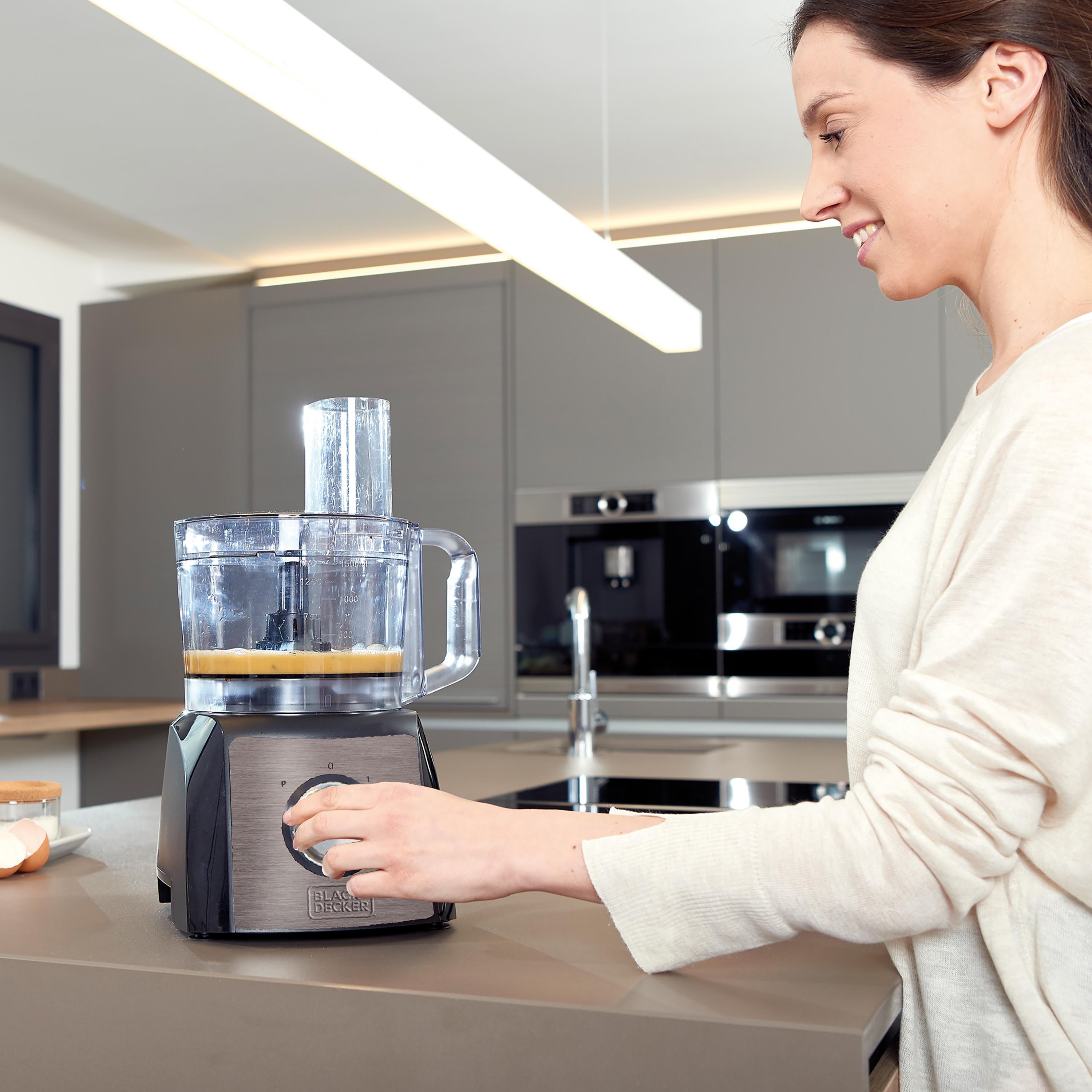 Virtuvinis kombainas Black & Decker juodas+decker Food processor Juodas & Decker BXFPA1200E (1200W)
