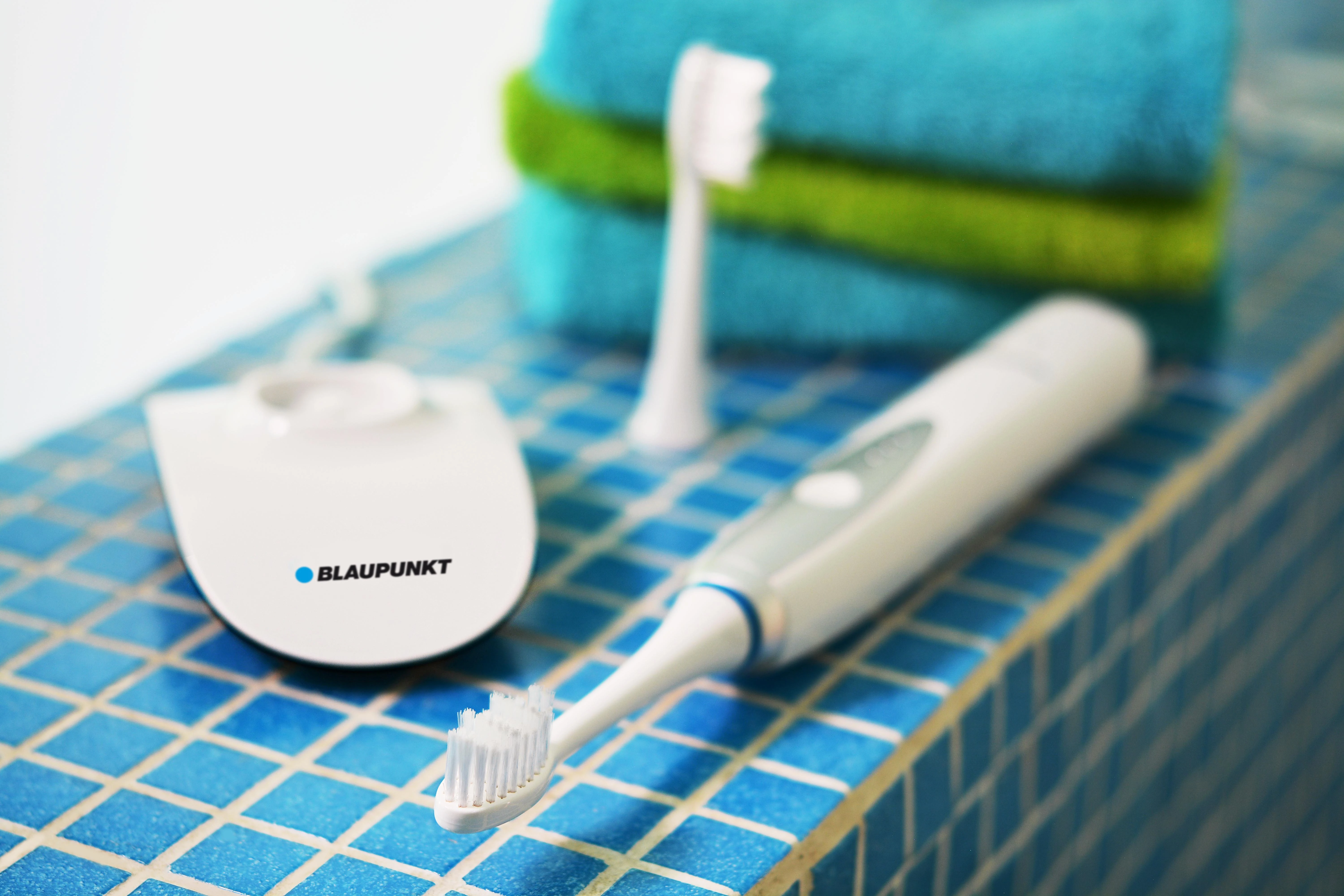 Blaupunkt DTS601 dantų šepetėlio komplektas su įkrovikliu