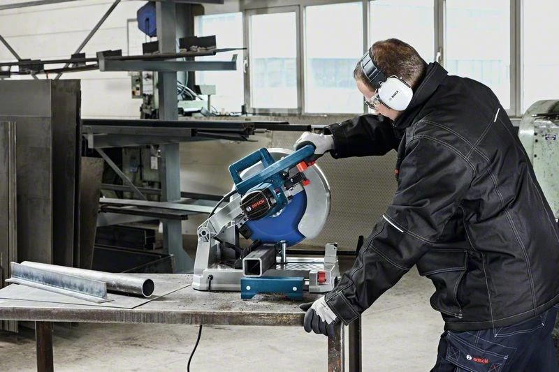 Bosch Stacionarus diskinis pjūklas GCD 12 JL 2000 W