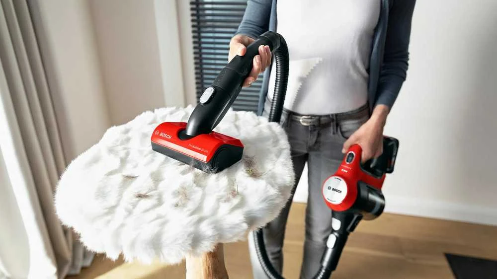 Bosch Įkraunamasis dulkių siurblys Unlimited 7 ProAnimal, Raudonos spalvos (BCS711PET)