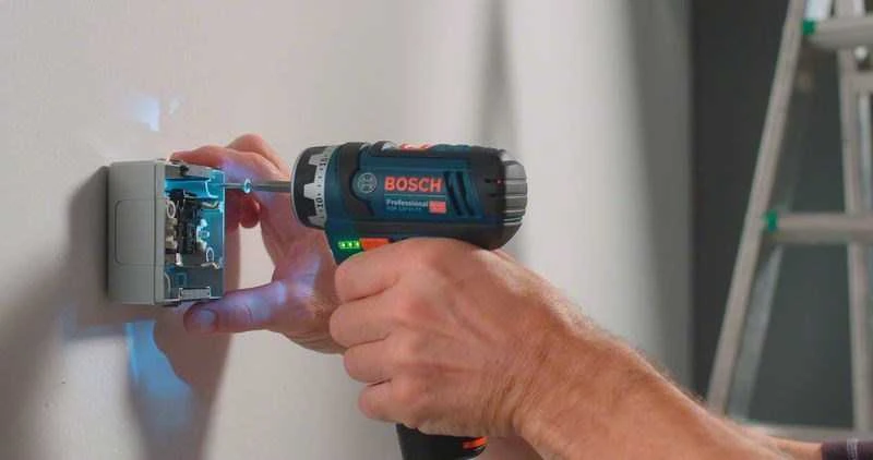 Bosch Akumuliatorinis gręžtuvas-suktuvas GSR 12V-15 FC Set, 2x2.0Ah, 4xGFA