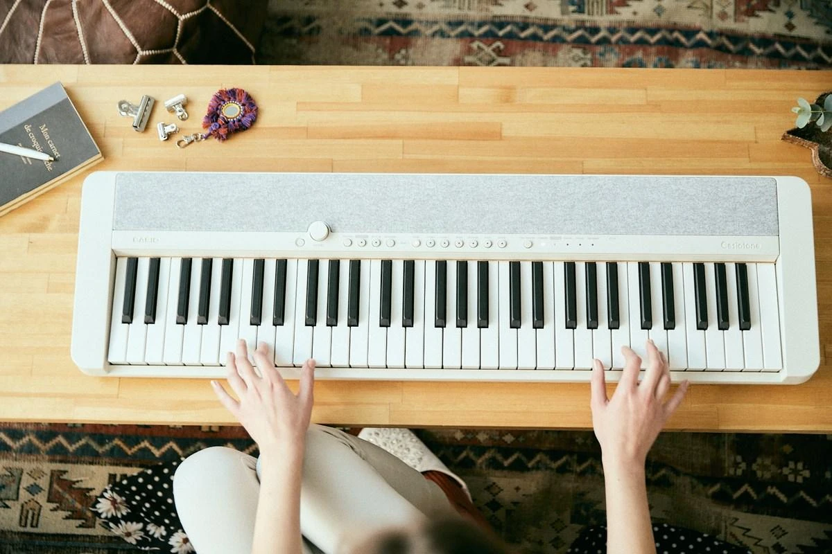 Sintezatorius Casio CT-S1WE