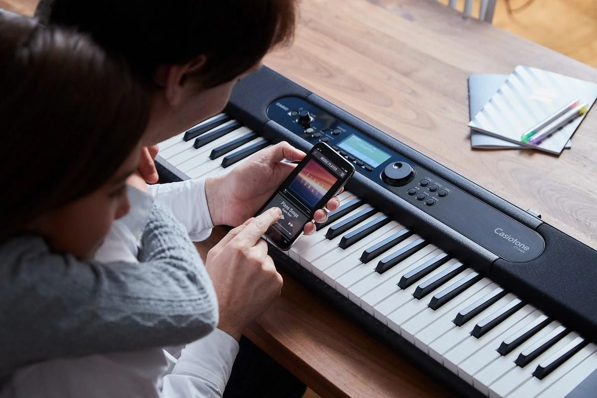 Casio CT-S400 Sintezatorius su akompanimentu