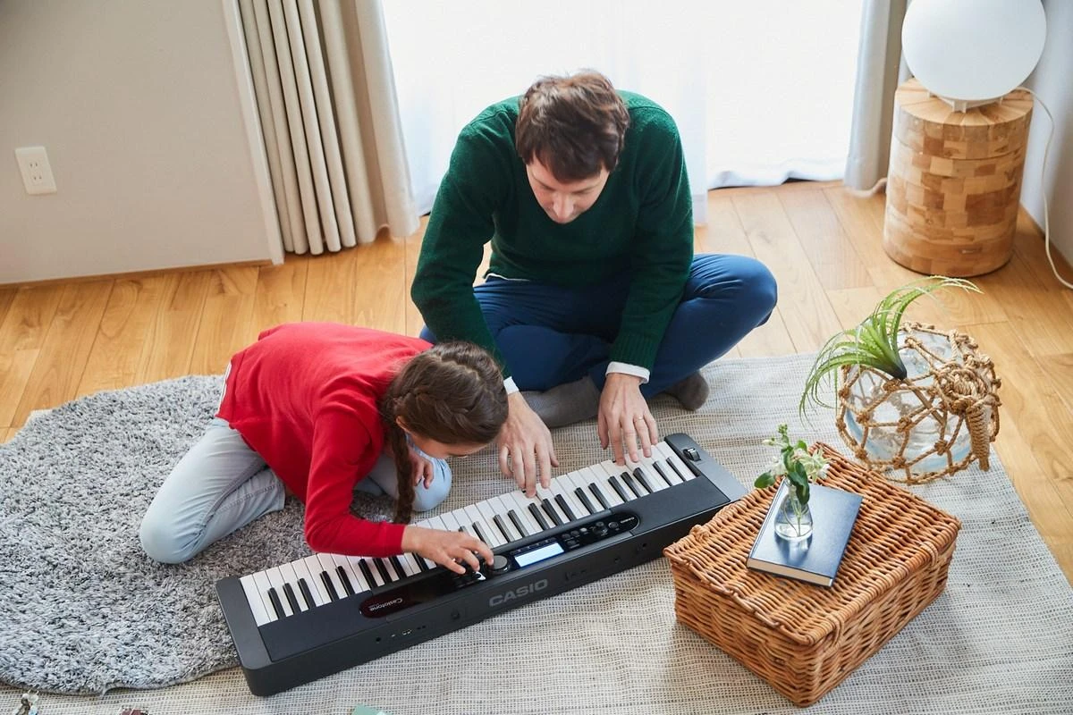 Casio CT-S400 Sintezatorius su akompanimentu