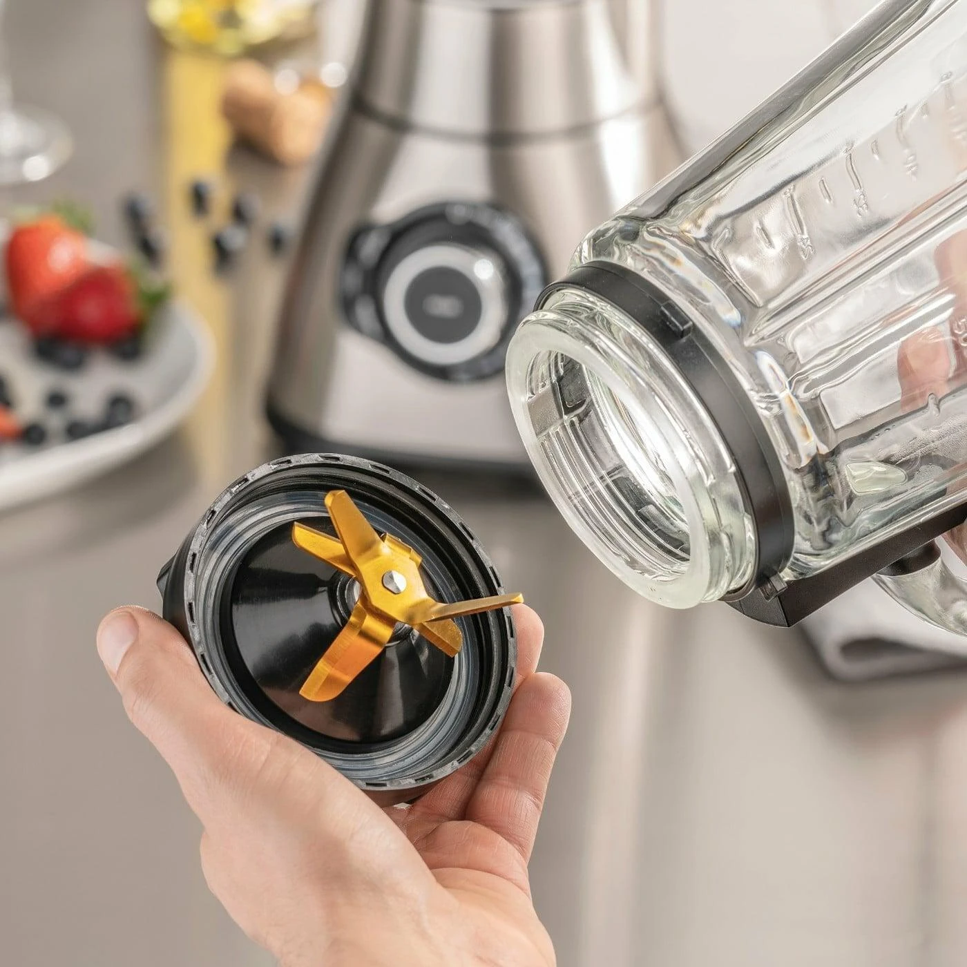 Caso | Maišytuvas | B1800 | Tabletop | 1800 W | Jar material Glass | Jar capacity 1.75 L | Ice crushing | Mini chopper | Nerūdijantis plienas