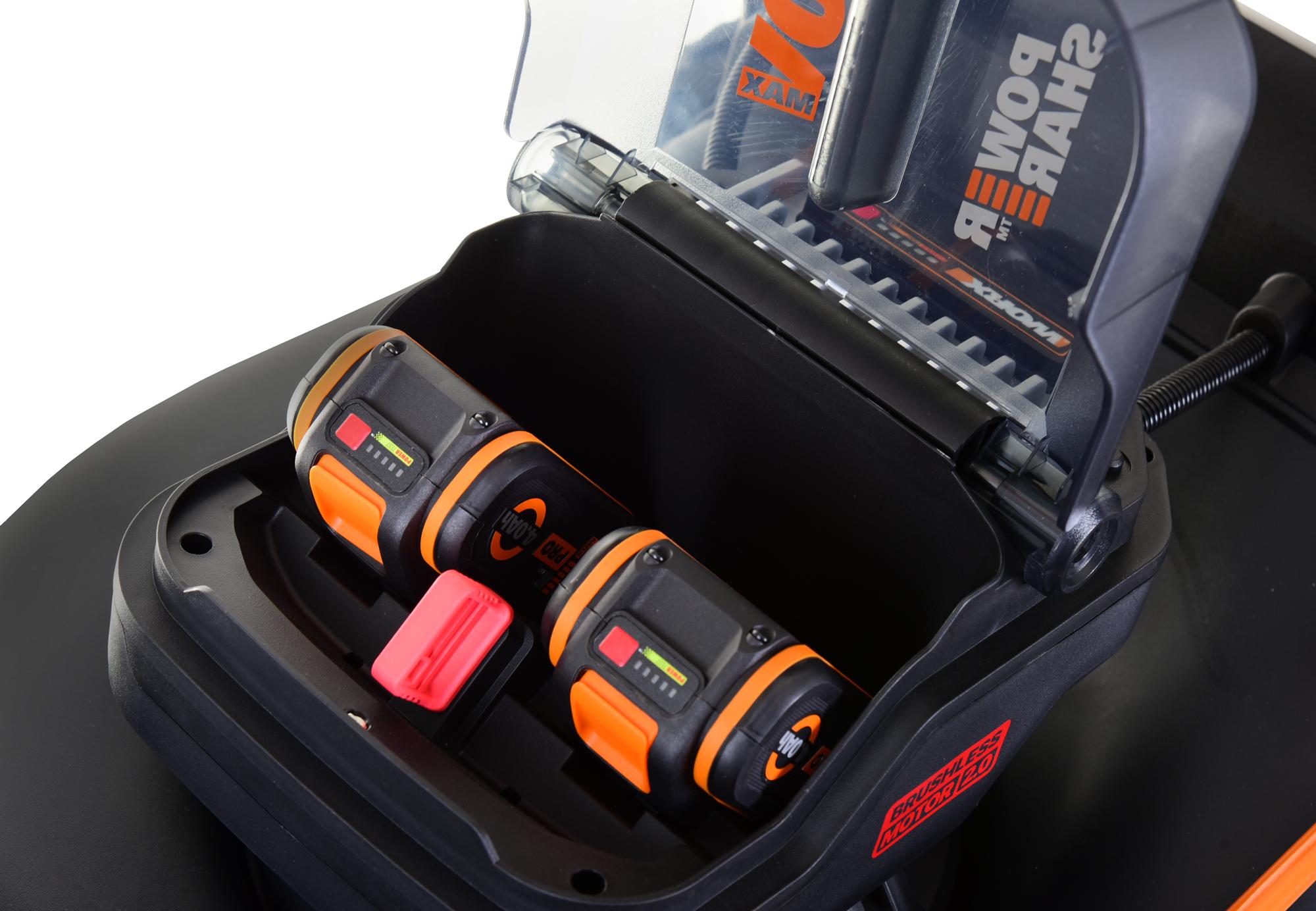 Akumuliatorinė savaeigė vejapjovė Worx WG749E; 2x20 V; 2x4,0 Ah akum.