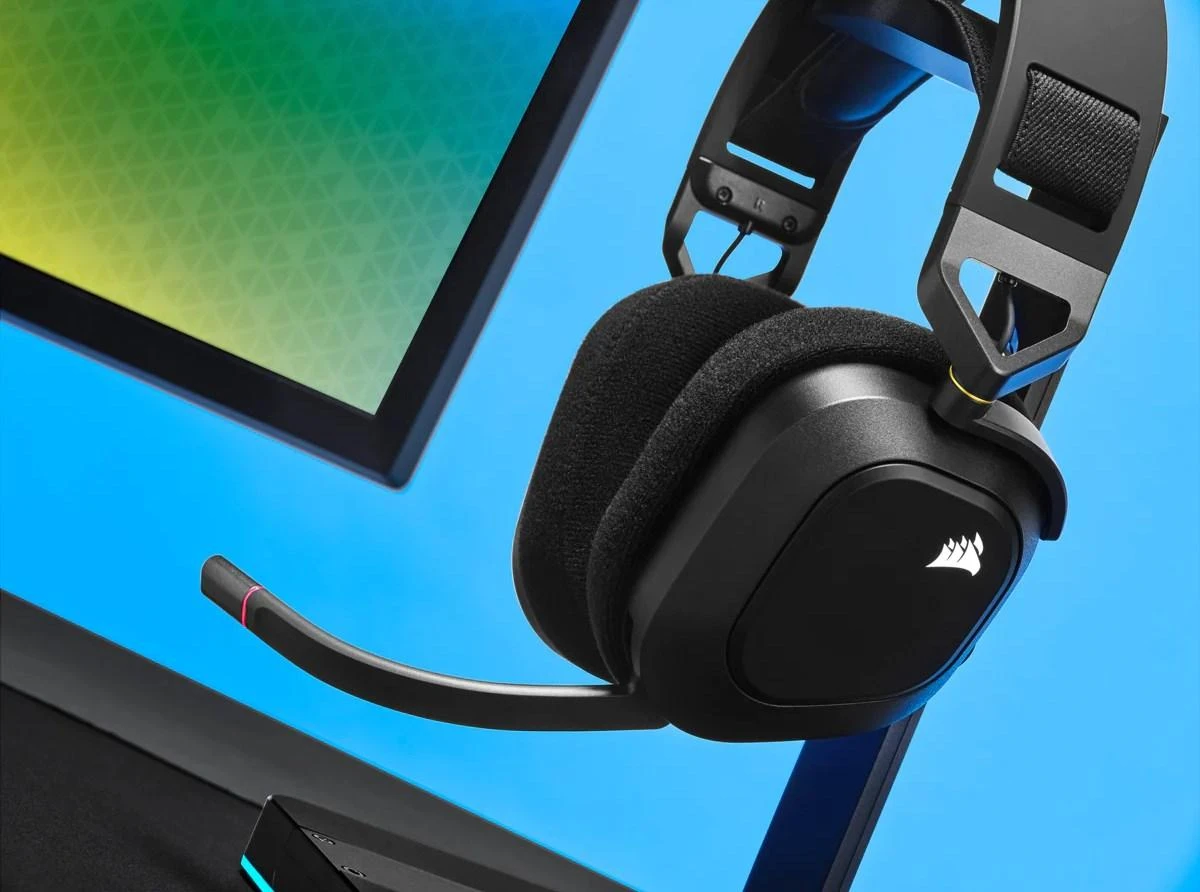 Belaidės Premium Žaidimų Ausinės Corsair HS80 RGB, Spatial Audio, Anglies spalvos