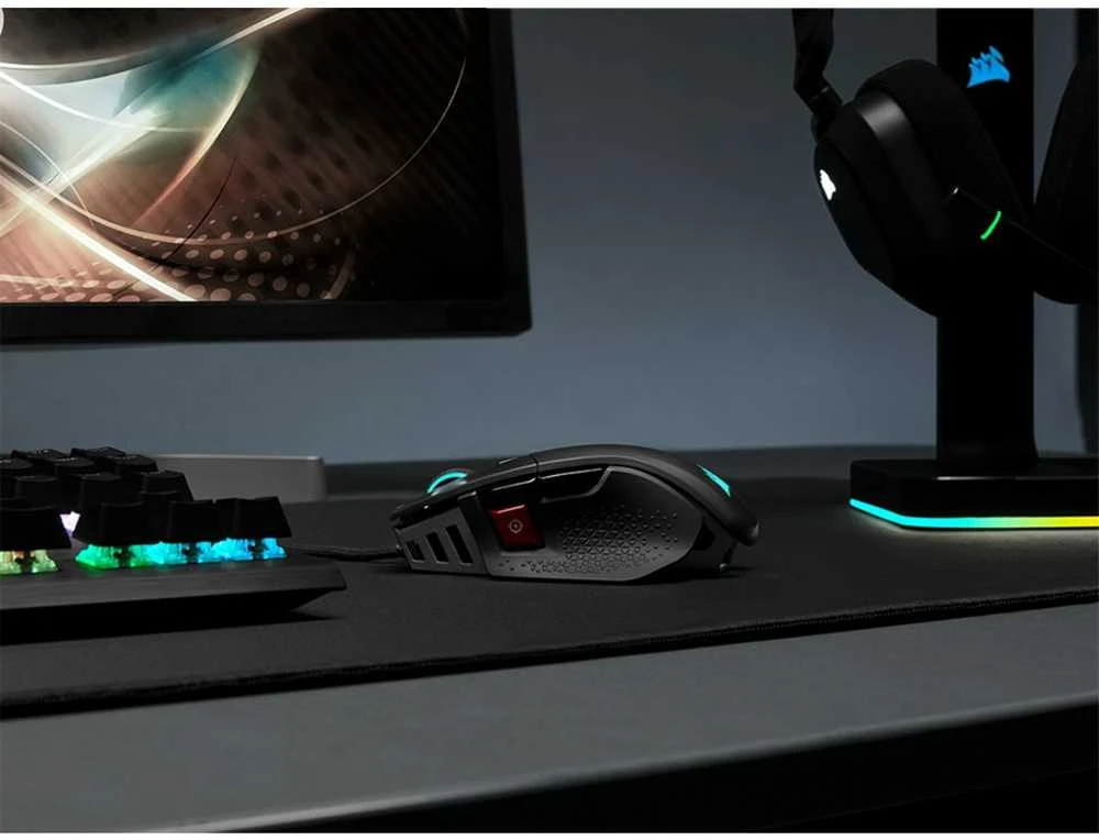 Corsair | Tunable FPS Pelė žaidimams | M65 RGB ULTRA | Pelė žaidimams | Optinė | su laidu | Juodas | Yes