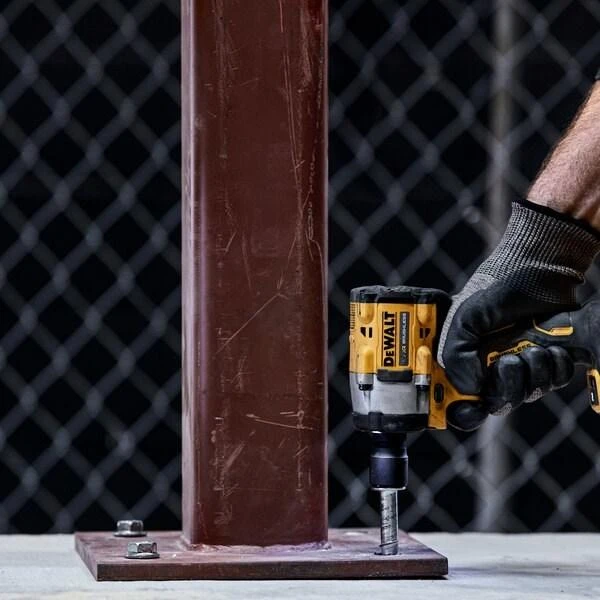 Akumuliatorinis smūginis veržliasukis  Dewalt Dewa DCF922NT-XJ Akku-Schlagschr. 1/2
