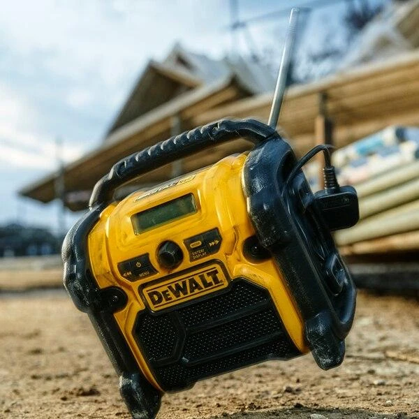 DEWALT RADIJAS DCR020-QW, 10,8-18V (BE AKUM., BE KROV.)