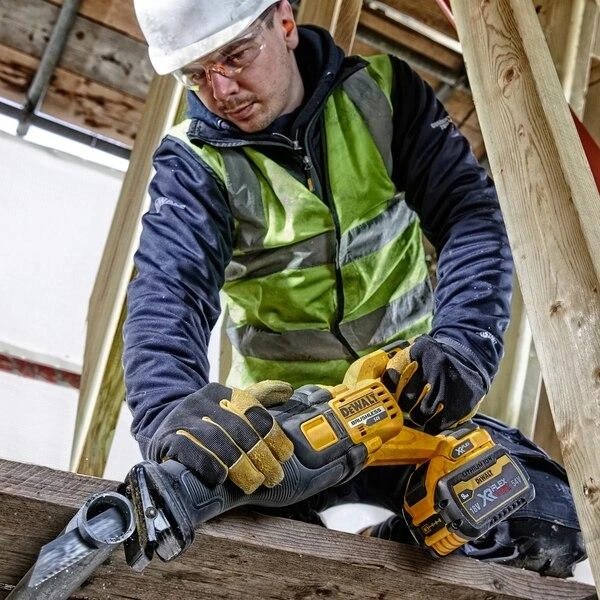 Akumuliatorinis tiesinis pjūklas DeWalt DCS389X2-QW; 54 V; 2x9,0 Ah akum.