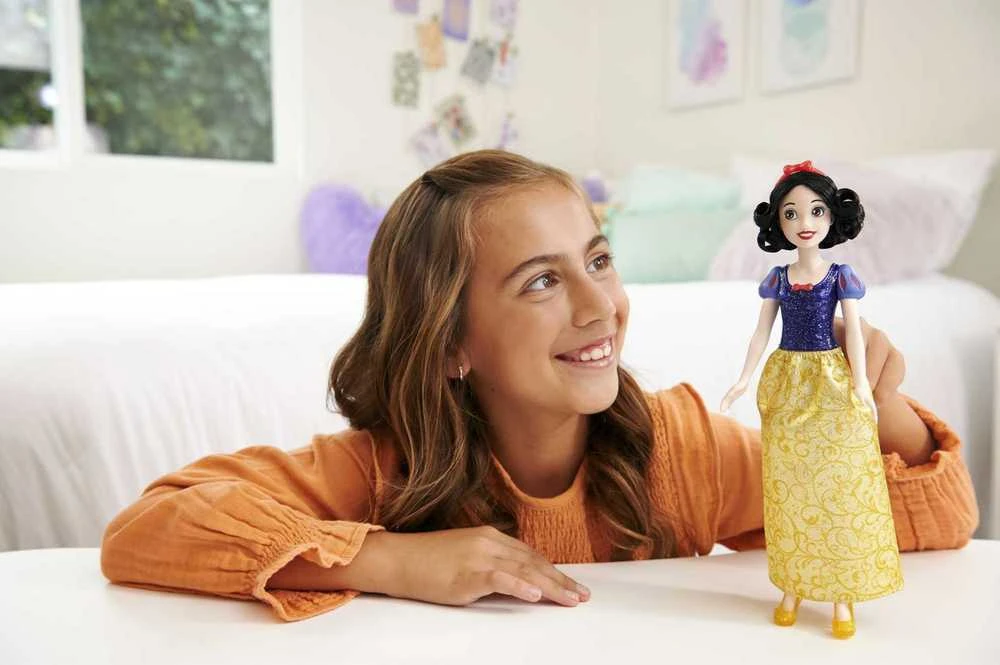 Mattel DISNEY PRINCESS lėlė – Snieguolė (HLW08)