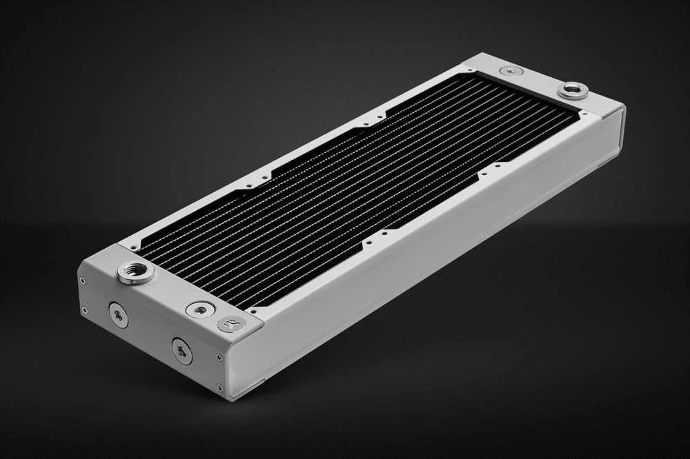 EK-Quantum Surface P360M radiatorius kampu