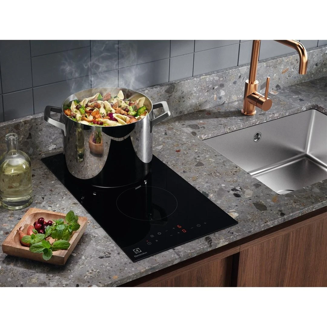 Kaitlentė Electrolux LHR3233CK