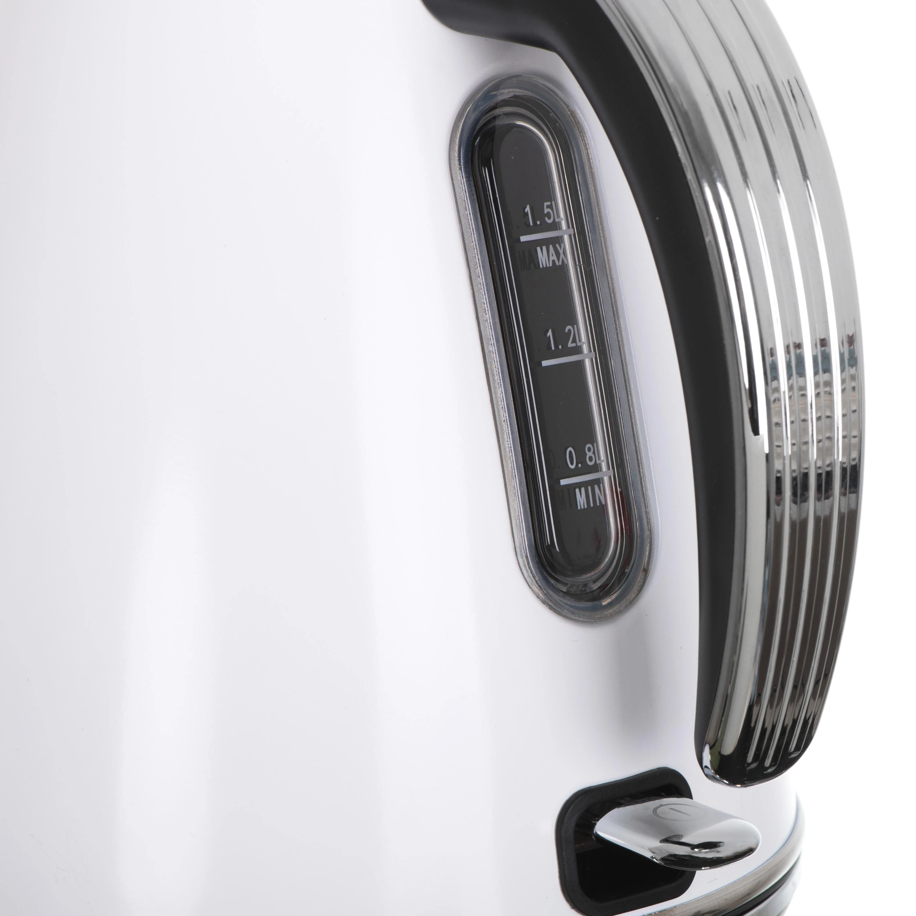 Adler | Virdulys | AD 1343 | Electric | 2200 W | 1.5 L | Nerūdijantis plienas | 360° rotational base | Baltas