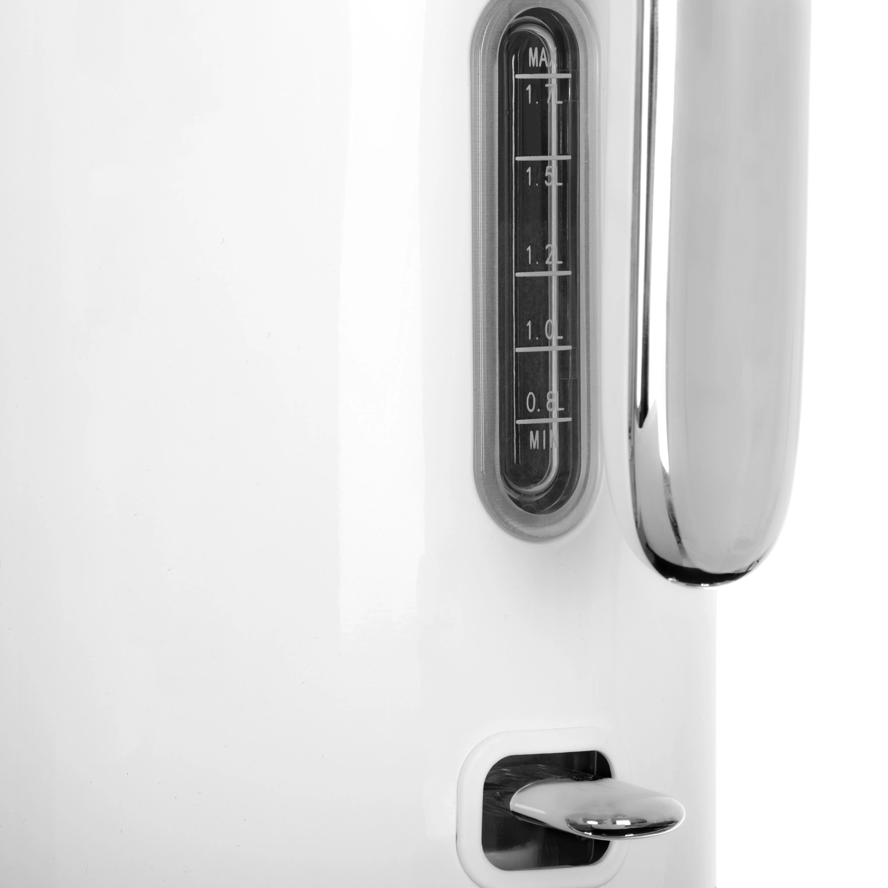 Adler | Virdulys | AD 1341 | Electric | 2200 W | 1.7 L | Nerūdijantis plienas | 360° rotational base | Baltas