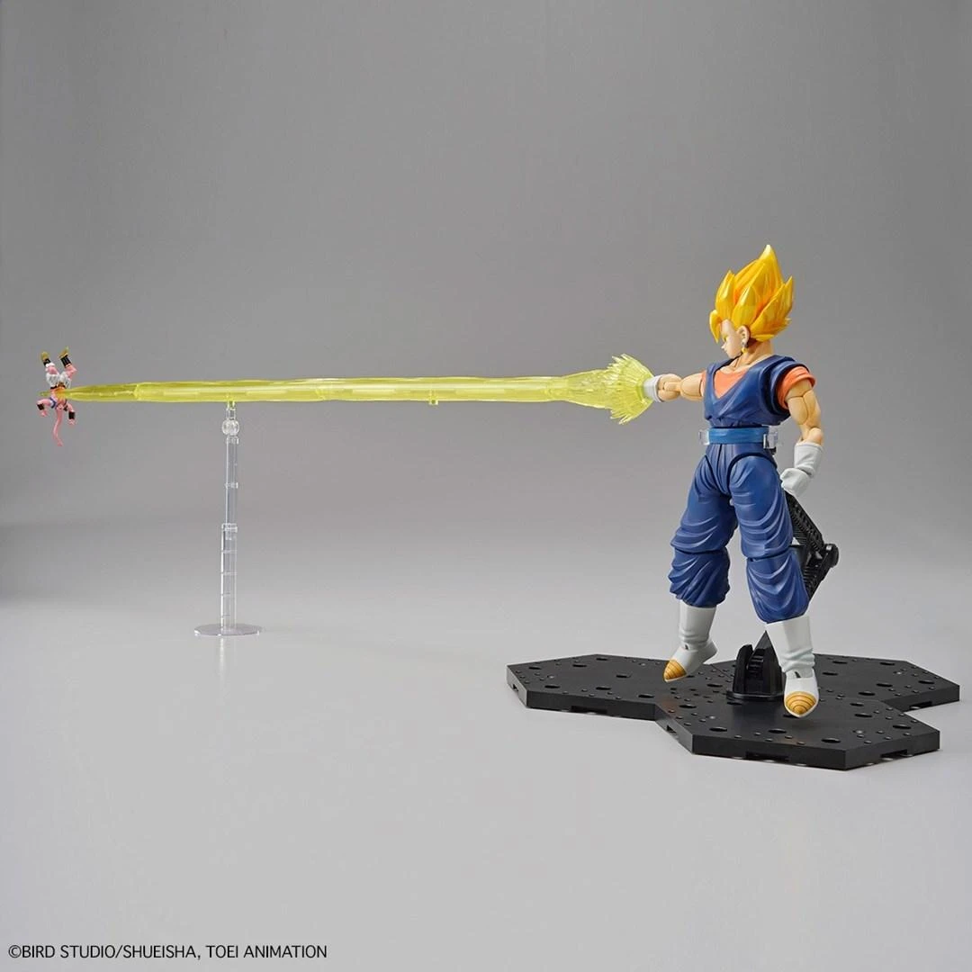 Bandai FIGURE RISE DBZ SUPER SAIYAN VEGETTO