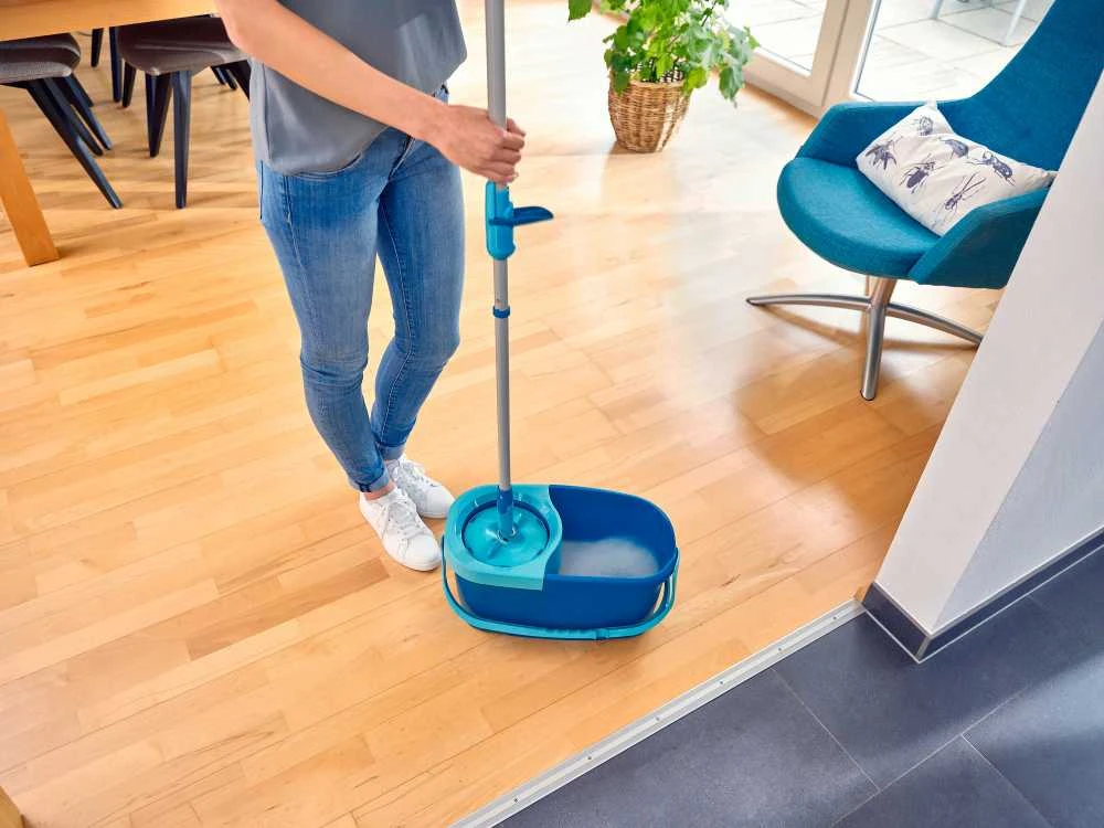 Grindų valymo rinkinys Leifheit CLEAN TWIST Ergo Disc