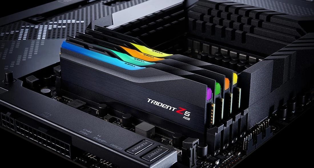 RAM Kompiuterio atminties rinkinys G.SKILL Trident Z5 RGB 32GB (2x16GB) DDR5-6000 CL36