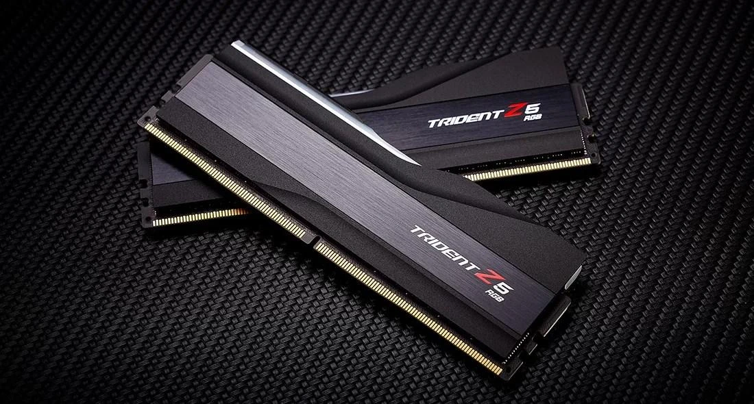 G.Skill Trident Z5 RGB atminties moduliai, juodas dizainas