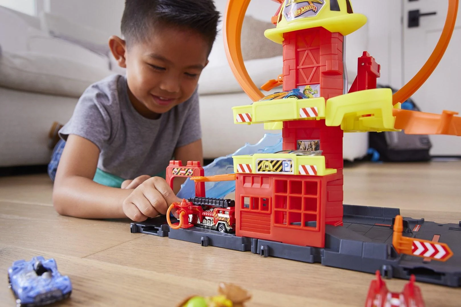 Hot Wheels City Super Loop gaisrinės žaidimų rinkinys
