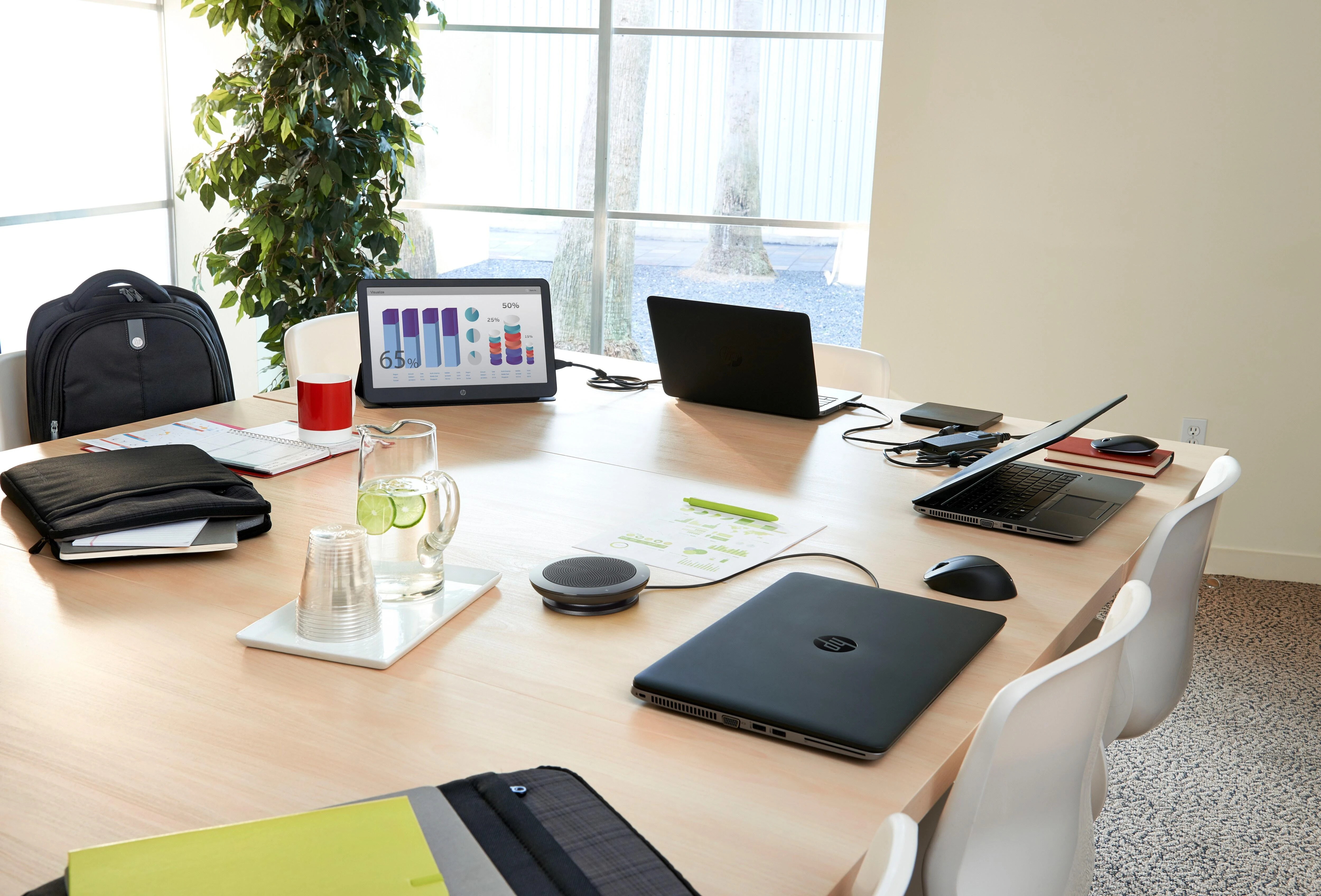 Hewlett Packard (HP) HP Z5000 Wireless Bluetooth Pelė - Baltas Sidabrinis