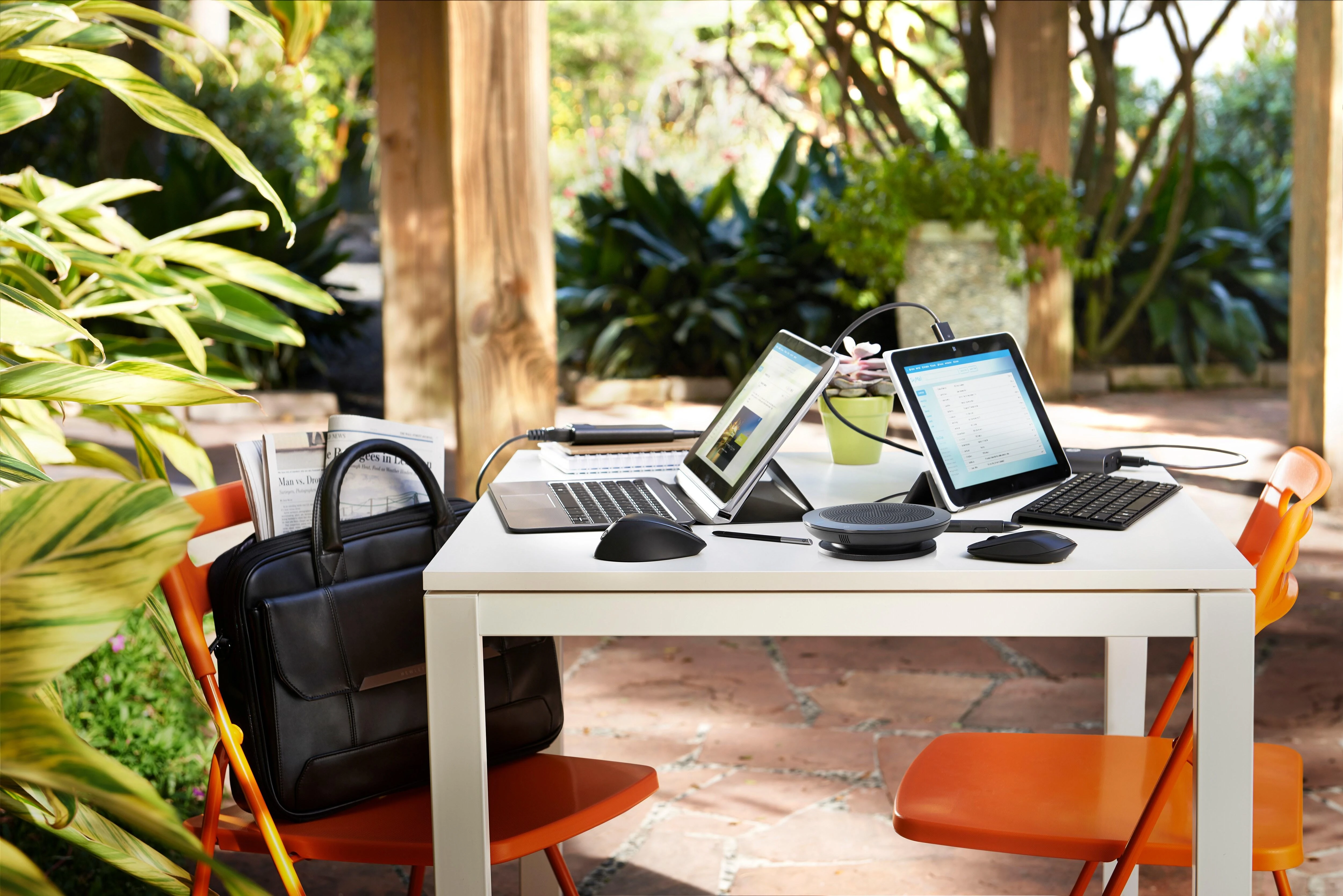 Hewlett Packard (HP) HP Z5000 Wireless Bluetooth Pelė - Baltas Sidabrinis