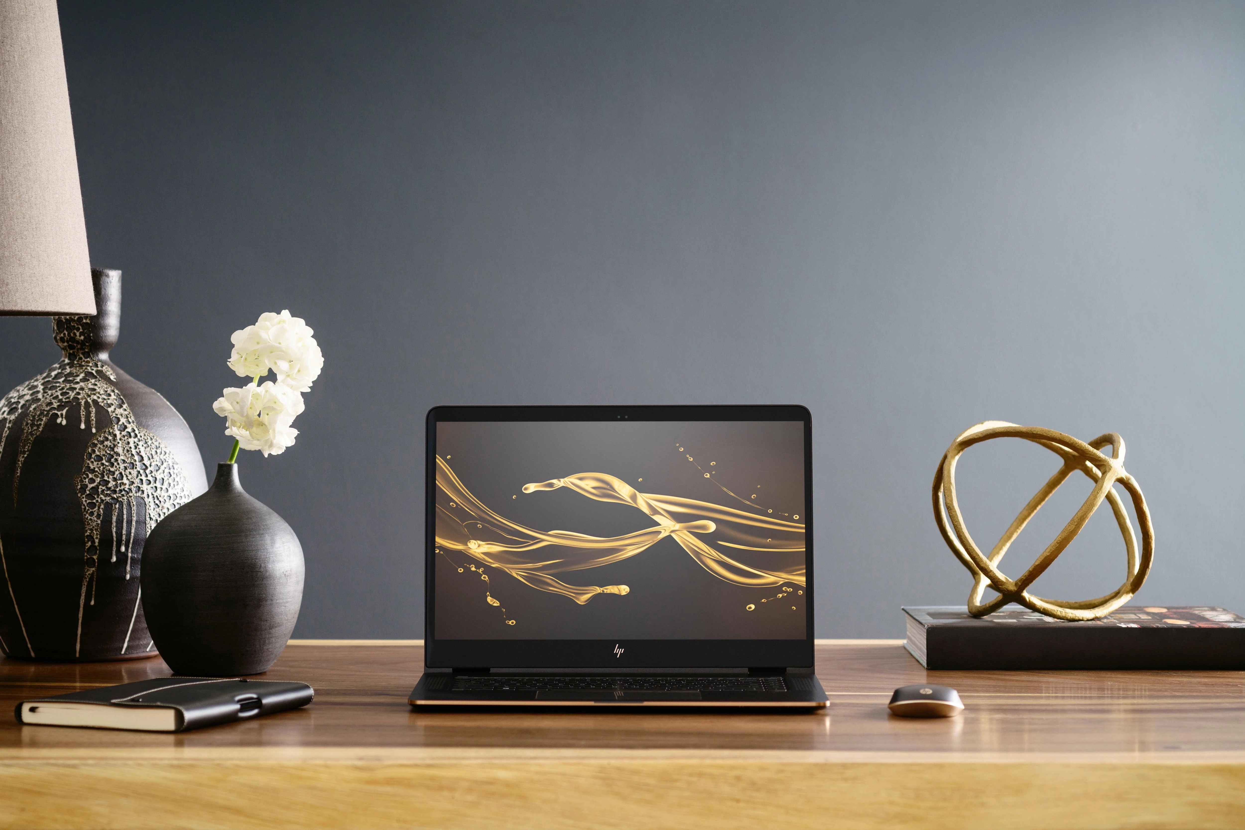 Hewlett Packard (HP) HP Z5000 Wireless Bluetooth Pelė - Baltas Sidabrinis
