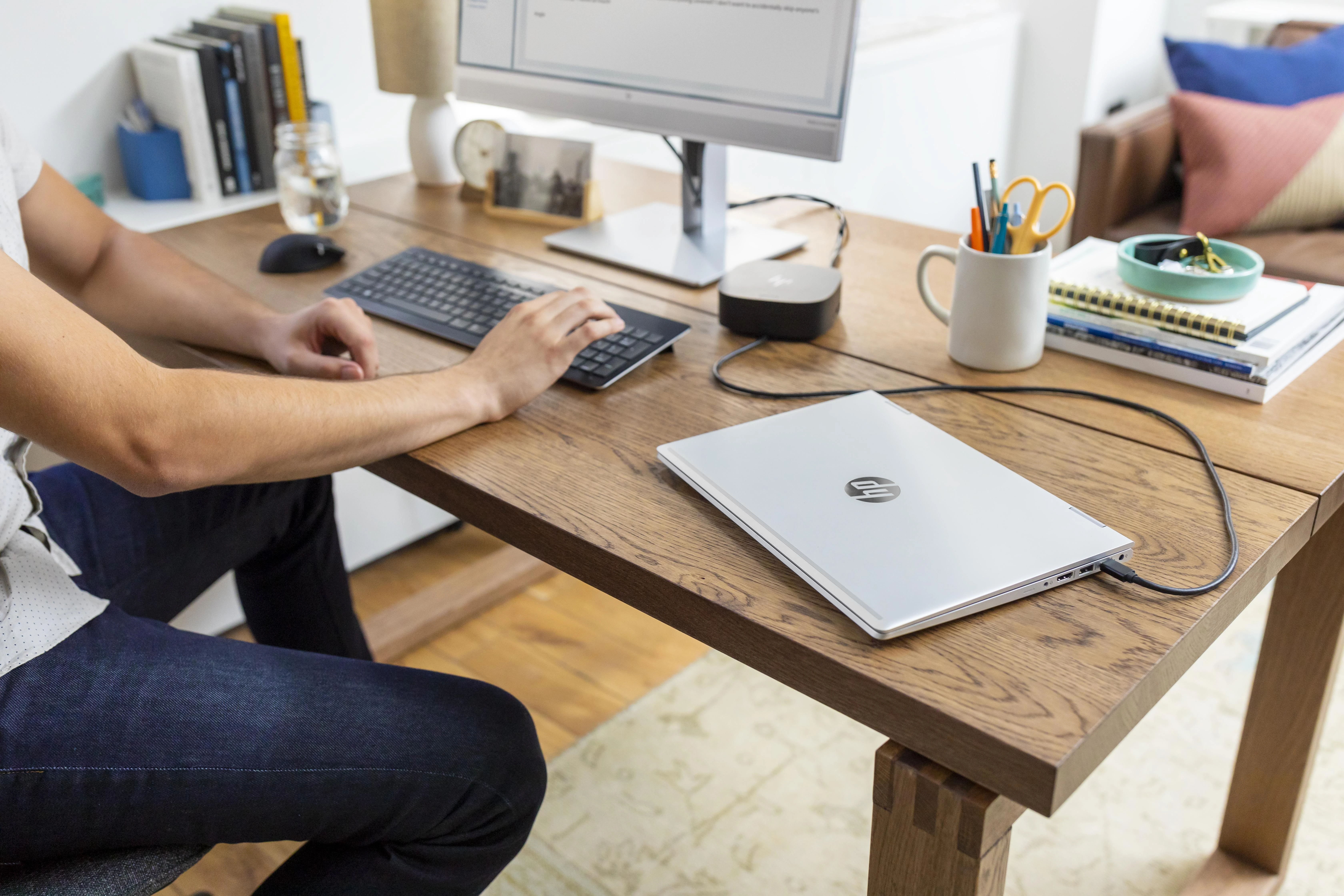 Hewlett Packard (HP) HP USB-C dokas G5 120 W – 4 x USB 3.0, 1 x USB-C (15 W), 2 x DisplayPort 1.4, 1 x HDMI 2.0, 1 x RJ-45, 1 x kombinuotas garso lizdas