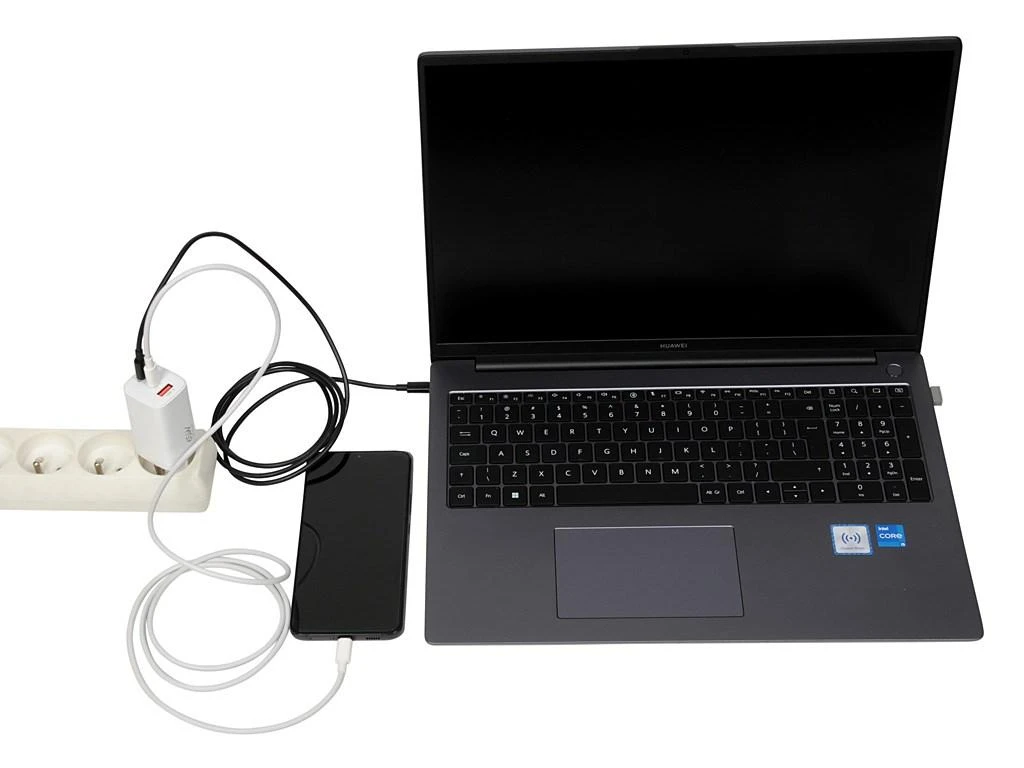 IBOX C-65 PD65W UNIVERSALUS Įkroviklis GaN USB-C CABLE Baltas