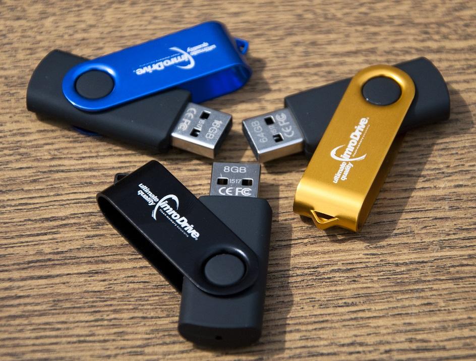 IMRO laikiklis AXIS 32GB USB2.0