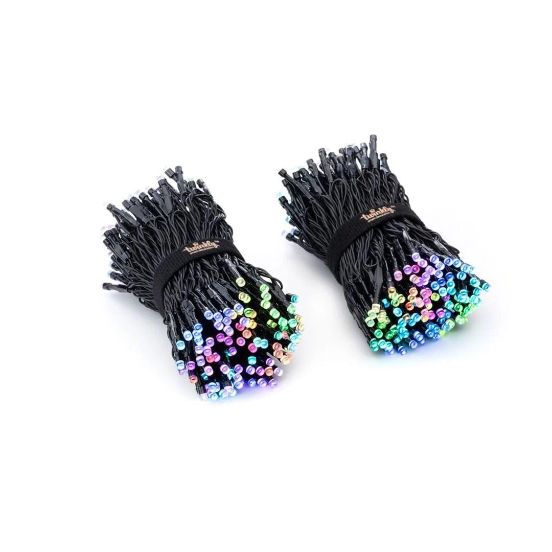 Kalėdinė išmanioji lempučių girlianda Twinkly Strings 400 LED RGB, daugiaspalvės
