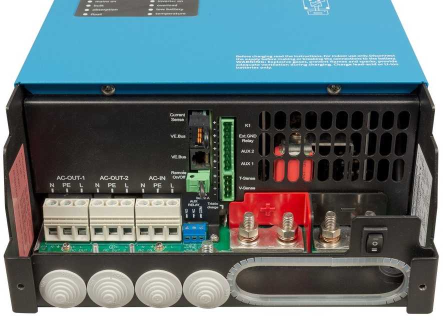 Inverteris Victron Energy - įkroviklis MultiPlus-II 12Vdc/230Vac 3000VA UPS funkcija įkrovimo srovė 120A