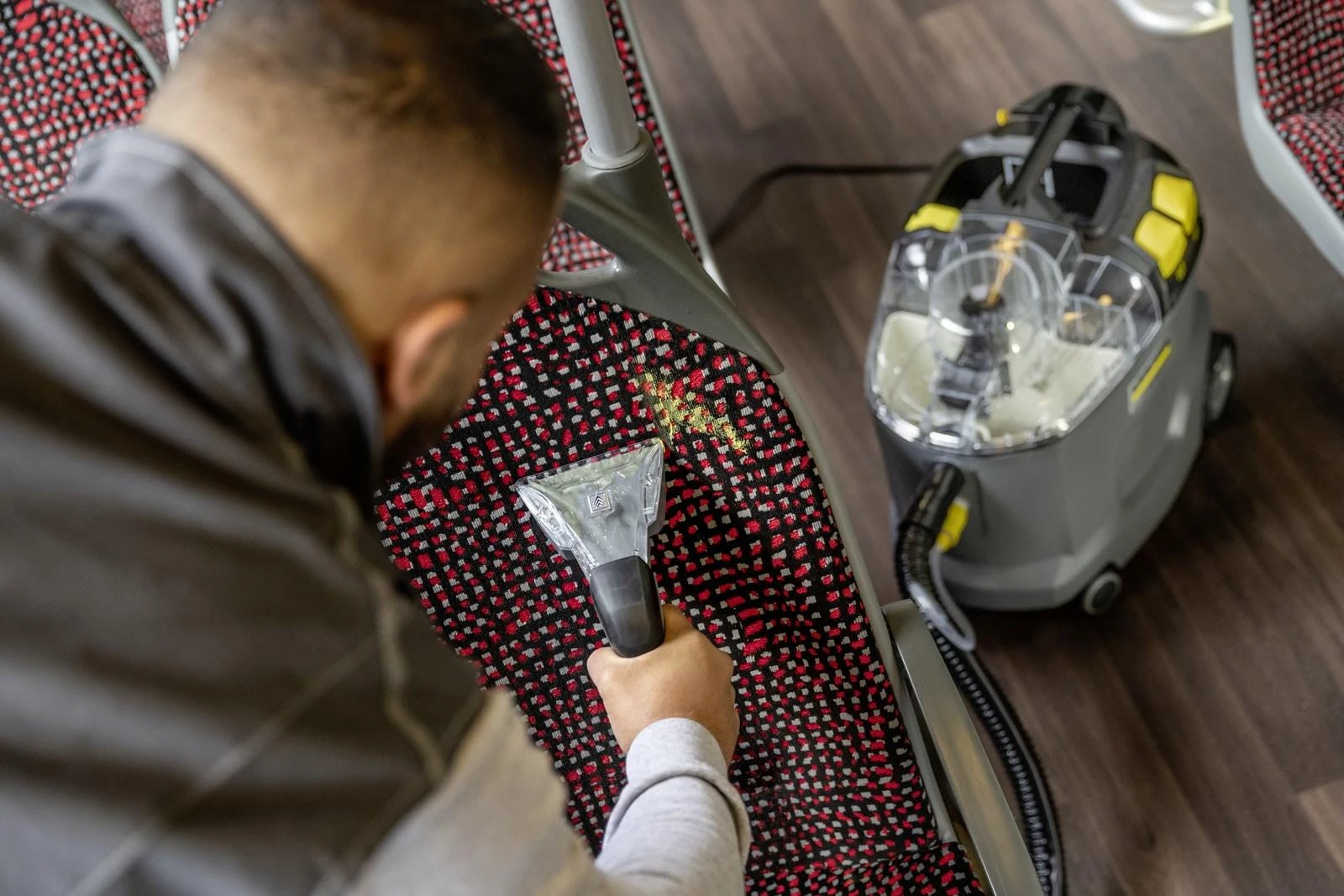 Karcher plaunantis siurblys Puzzi 8/1 1.100-240.0