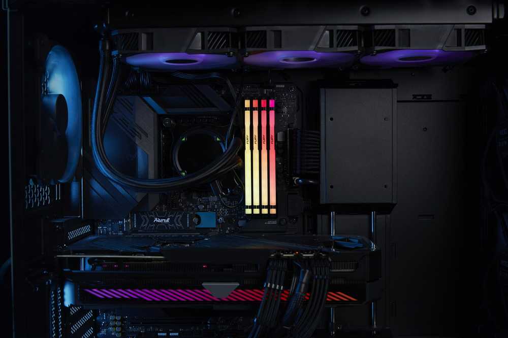 RAM „Kingston KF556C40BBAK2-64“ 64 GB 5600 MT/s DDR5 CL40 DIMM (2 vnt. rinkinys) „FURY Beast RGB“ | „Kingston“