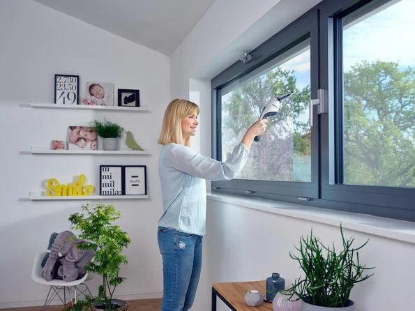 Leifheit 51030 elektrinis langų valytuvas Baltas