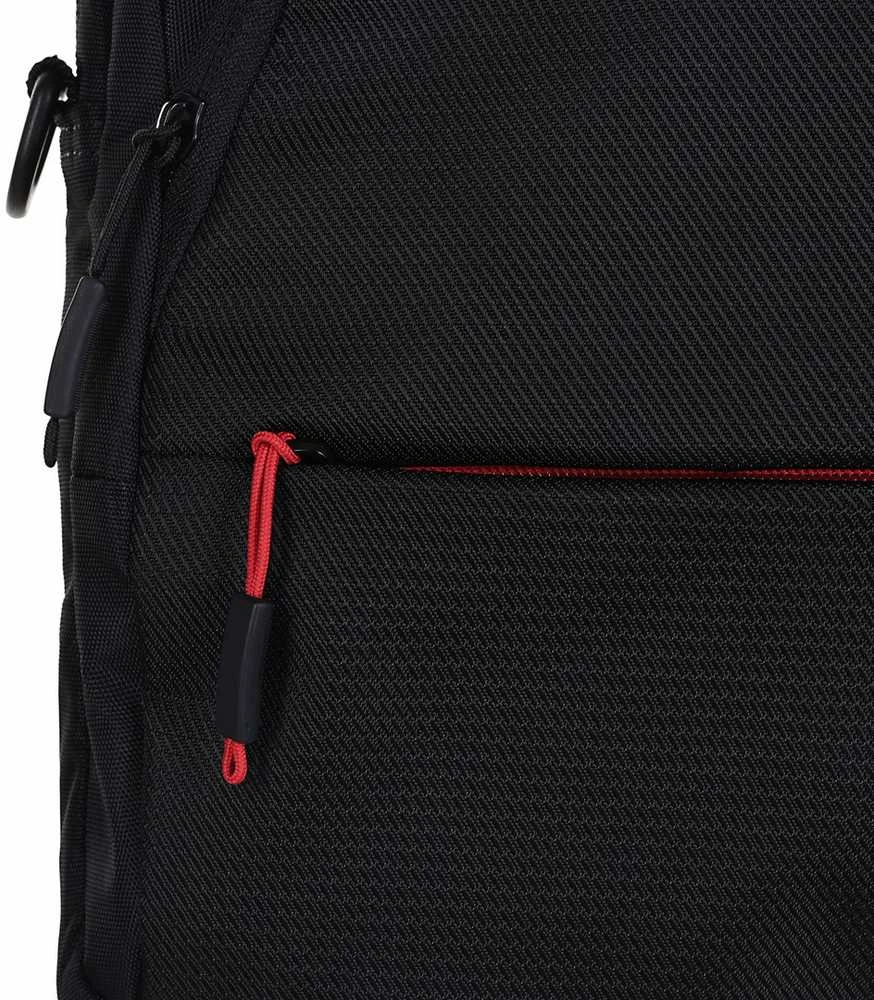 Lenovo | Essential | ThinkPad Essential 13–14 colių plonas nešiojamas kompiuteris su viršutiniu dėklu (tvarus ir ekologiškas, pagamintas iš perdirbto PET: iš viso 7,5 %; išorė: 24 %) | Tinka iki 14 colių | Išorinis dėklas | Dirželis per petį | Juodas