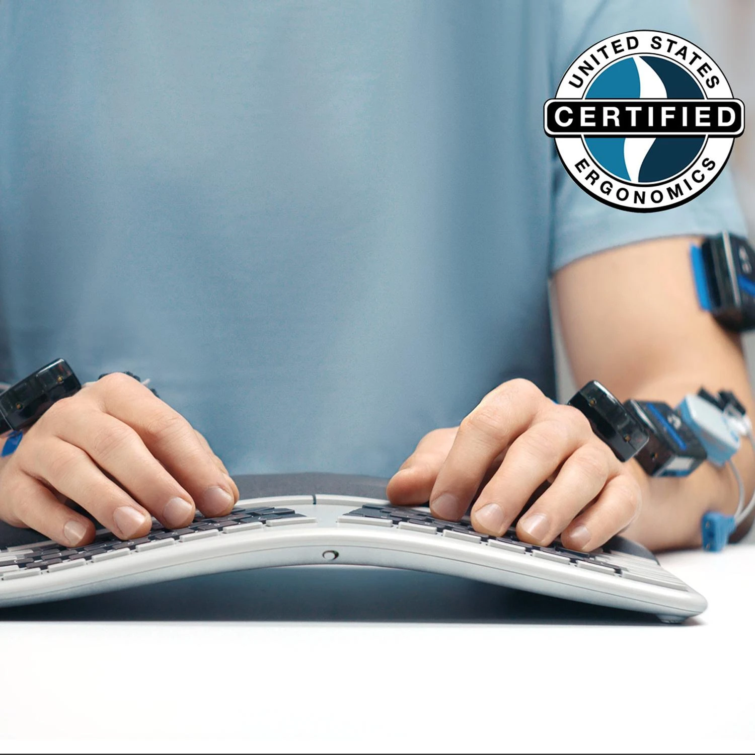 Logitech ERGO K860 belaidė klaviatūra, grafito spalvos, JAV tarptautinis išdėstymas (Qwerty)