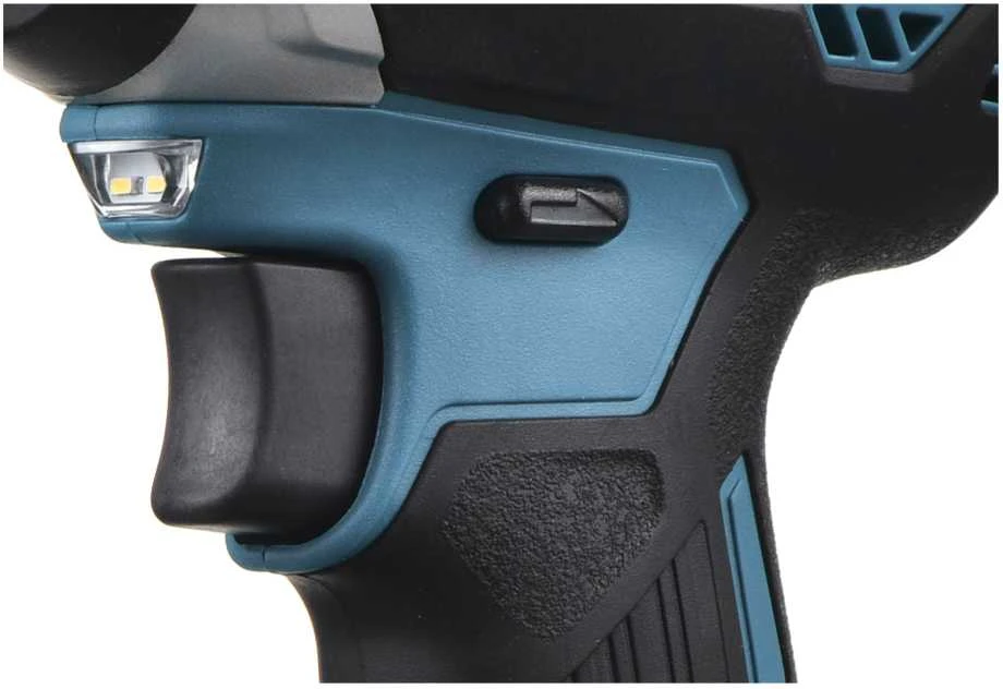 MAKITA IMPACT Driver 18V-170Nm 2x3.0Ah LI-ION CASE MAKPAC DTD153RFJ