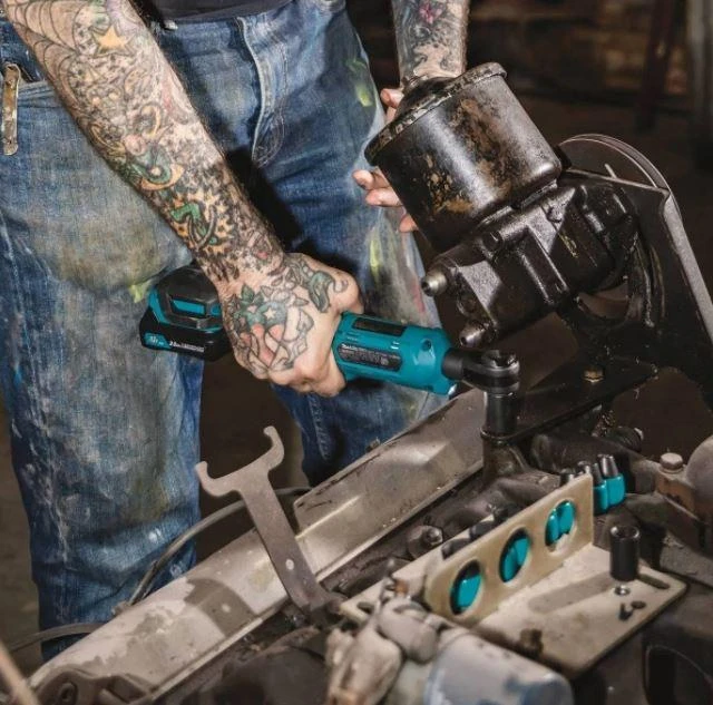 MAKITA RATCHET 12V WR100DSA 47.5Nm 1/4 -3/8" 1x2.0Ah