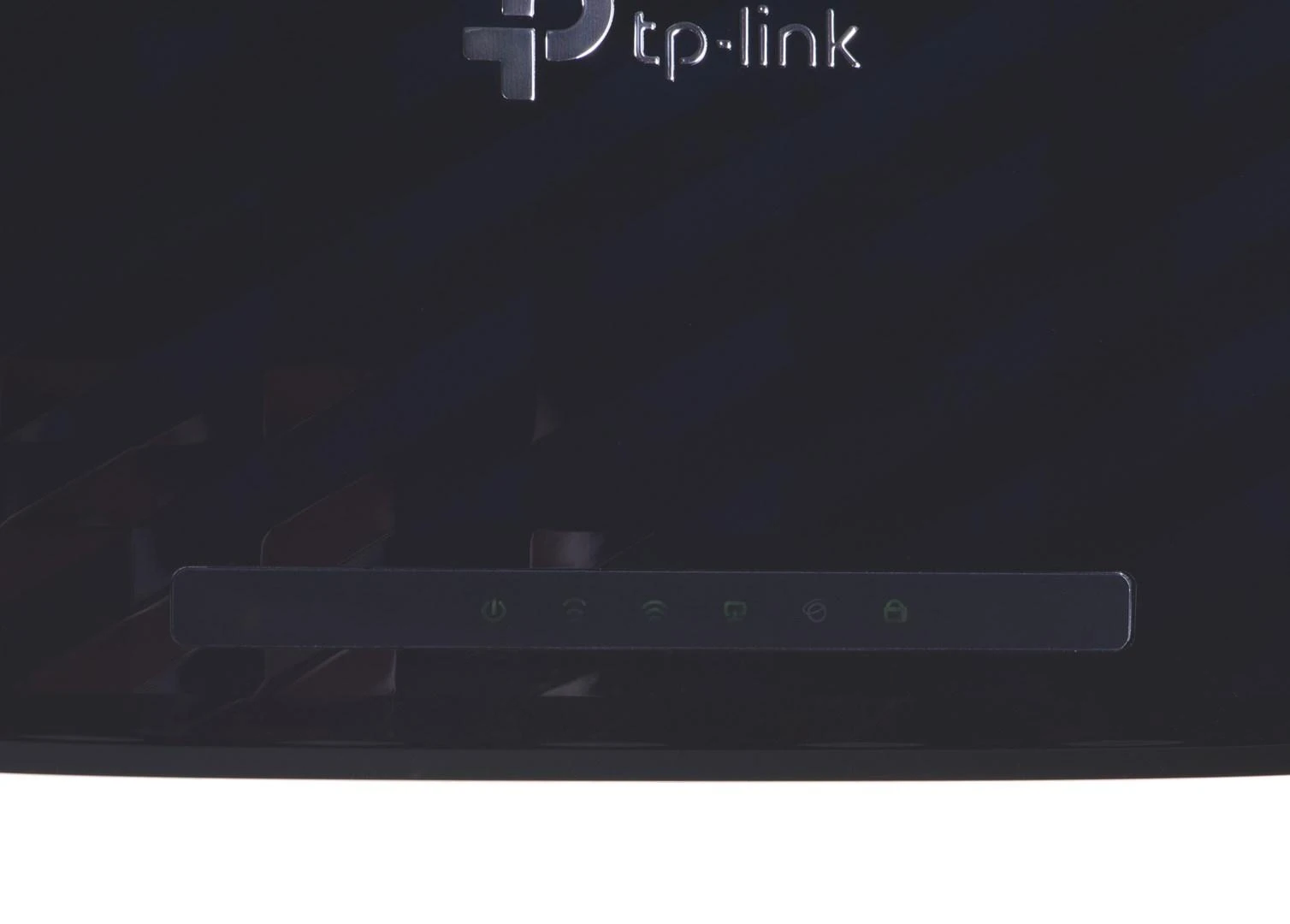 TP-LINK | AC1300 MU-MIMO Wi-Fi maršrutizatorius | EC225-G5 | 802.11ac | 400+867 Mbit/s | 10/100/1000 Mbit/s | Ethernet LAN (RJ-45) jungtys 3 | Mesh palaikymas: Ne | MU-MiMO: Taip | Ne, mobilusis plačiajuostis ryšys: Ne | Antenos tipas: Išorinė