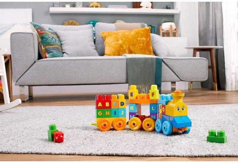 Rinkinys MEGA BLOKS ,,Grojantis traukinys" (50 det.)
