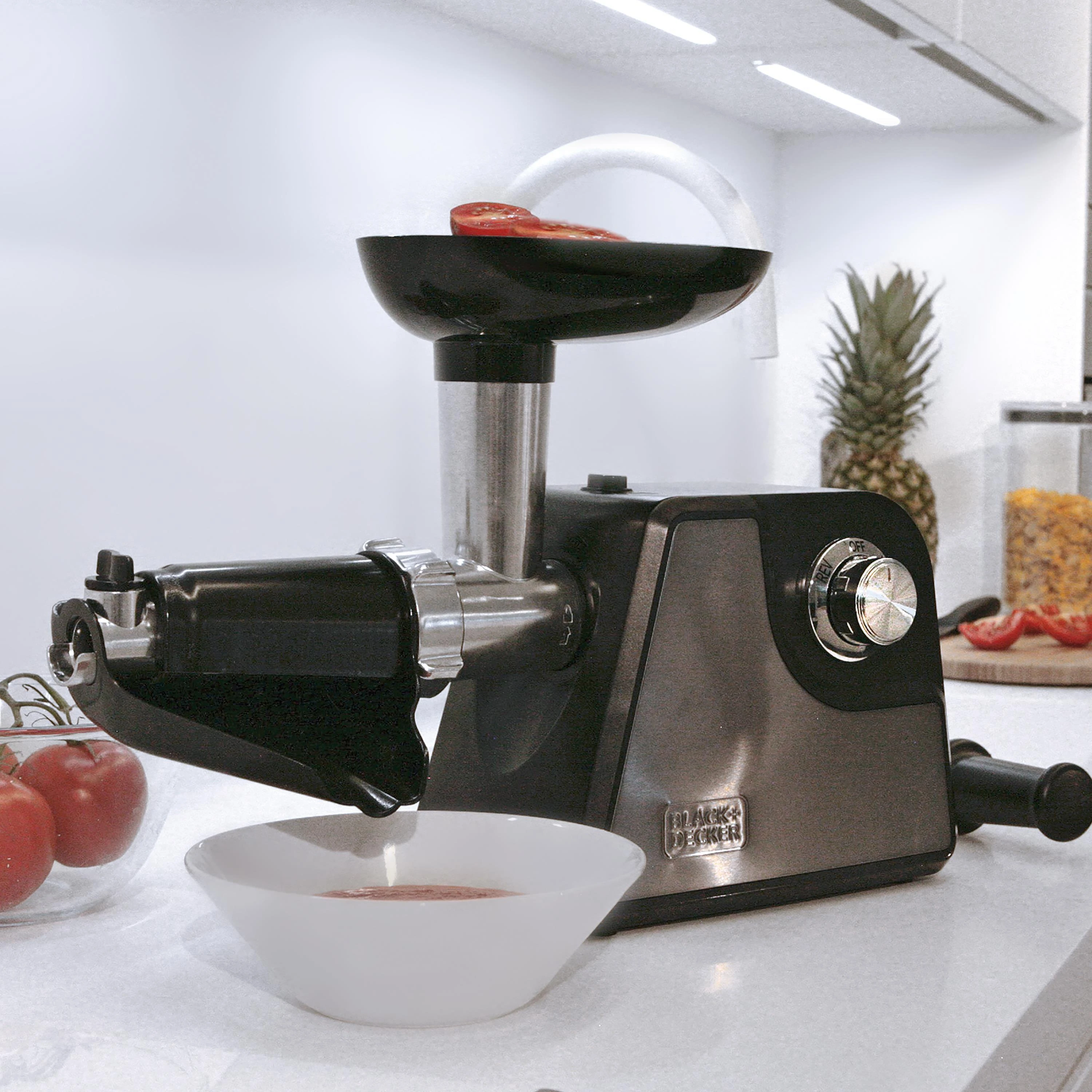 Mėsmalė Black & Decker Juodas & Decker skustuvas mėsai malti Juodas+DECKER BXMMA1000E ES9150020B (1000W, pilka spalva)