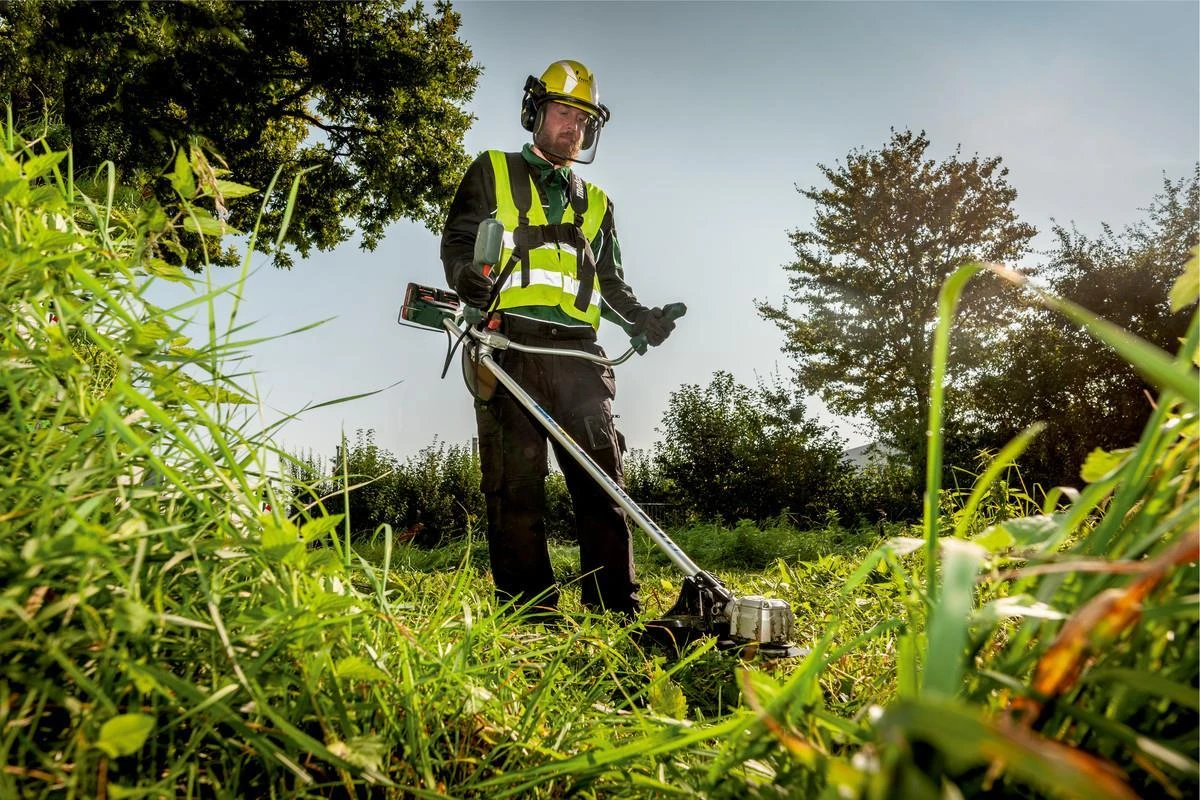 Akumuliatorinė krūmapjovė-trimeris Metabo FSB 36-18 LTX BL 40, be akum. ir įkrov.