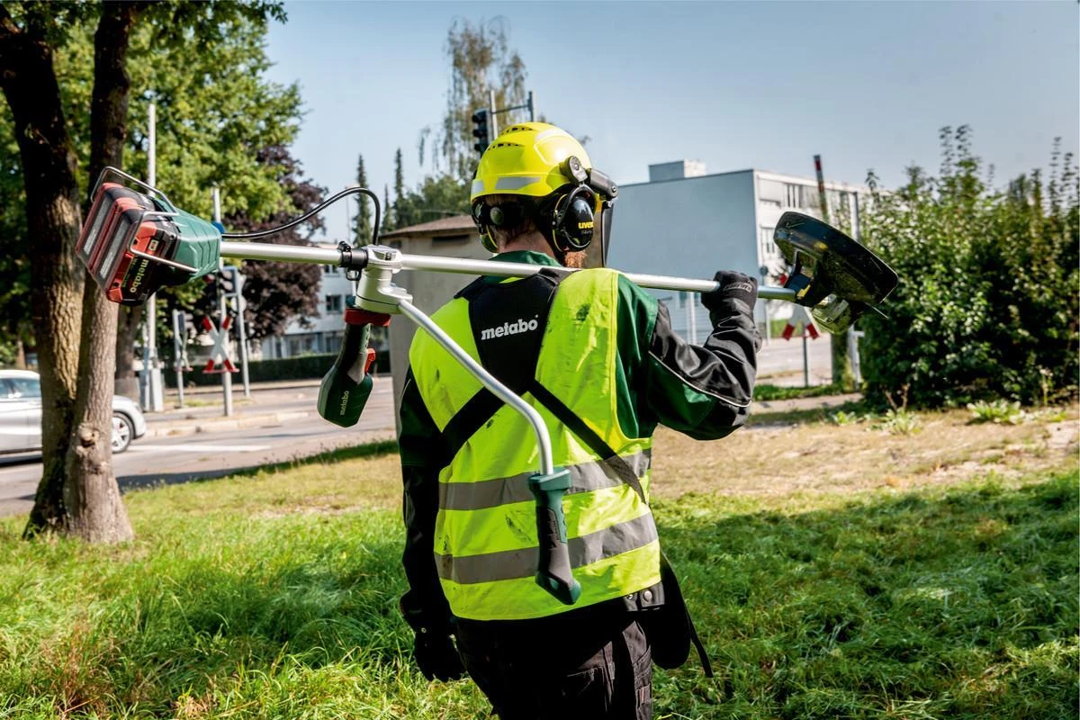 Akumuliatorinė krūmapjovė-trimeris Metabo FSB 36-18 LTX BL 40, be akum. ir įkrov.