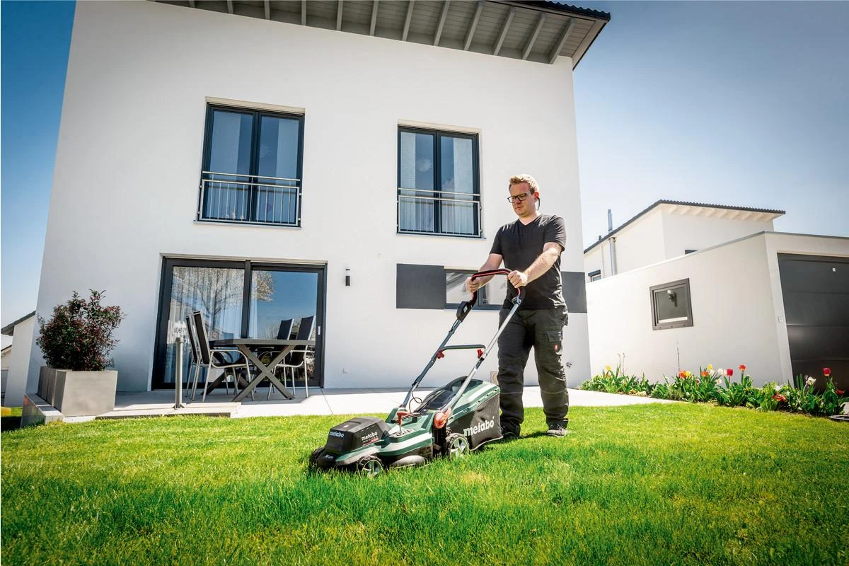 Akumuliatorinės vejapjovės RM 36-18 LTX BL 36, korpusas, Metabo