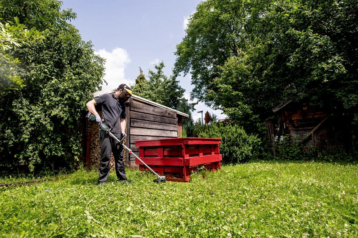 Akumuliatorinė žoliapjovė Metabo RTD 18 LTX BL 30 (601720850) (be akumuliatoriaus ir kroviklio)