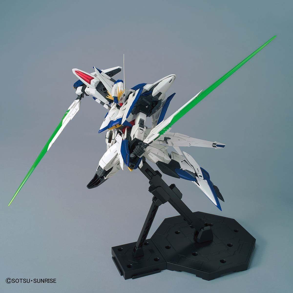 Bandai MG 1/100 ECLIPSE GUNDAM